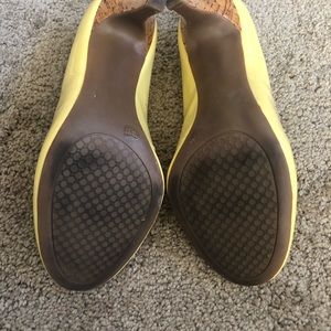 Jessica Simpson heels